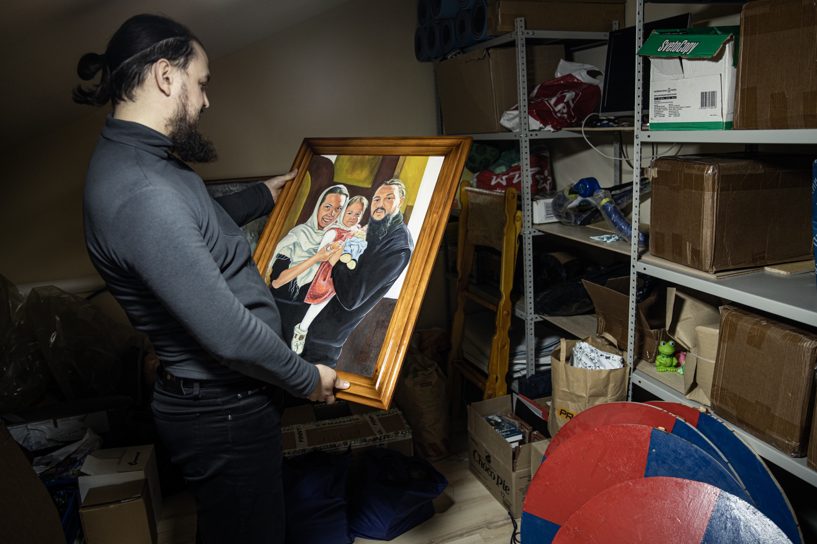 Портрет семьи священника Олега Кабукова