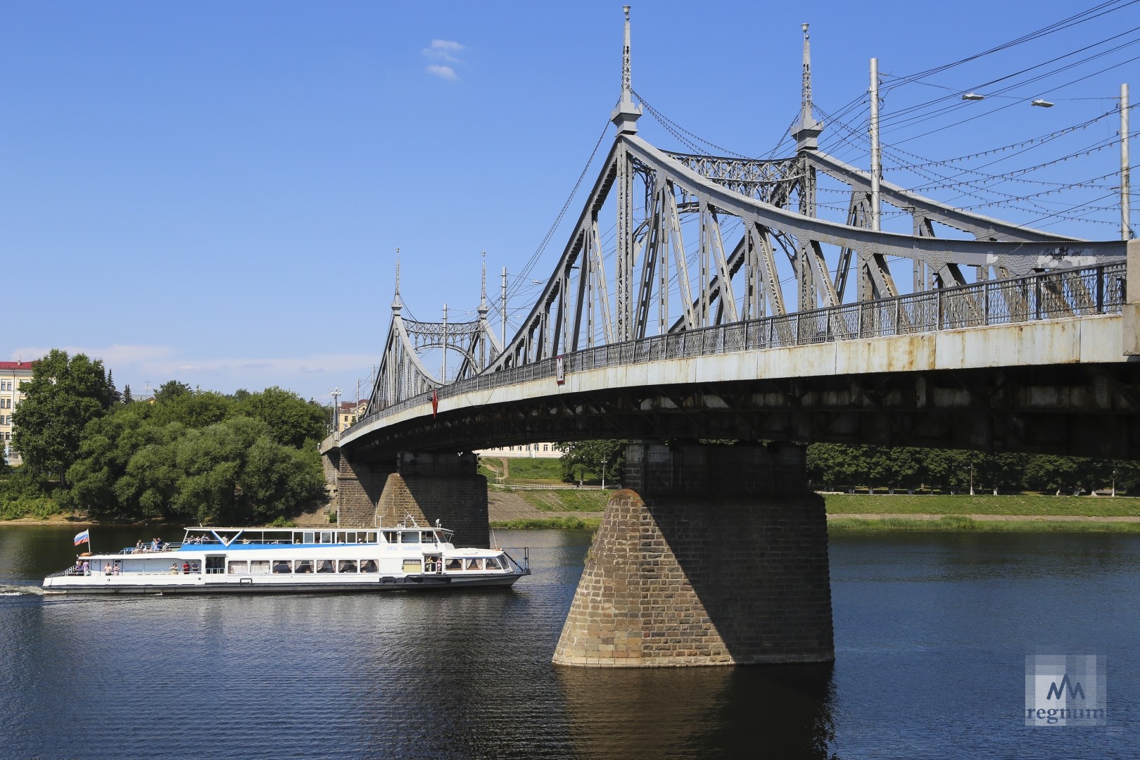 мост через волгу в твери