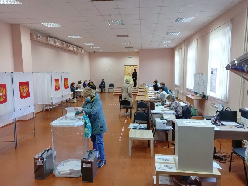 Избирательная комиссия в 17 школе Ульяновск. Явка в ульяновской области