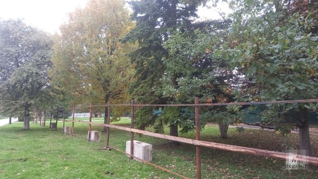 Забор на Стрелке в Ярославле
