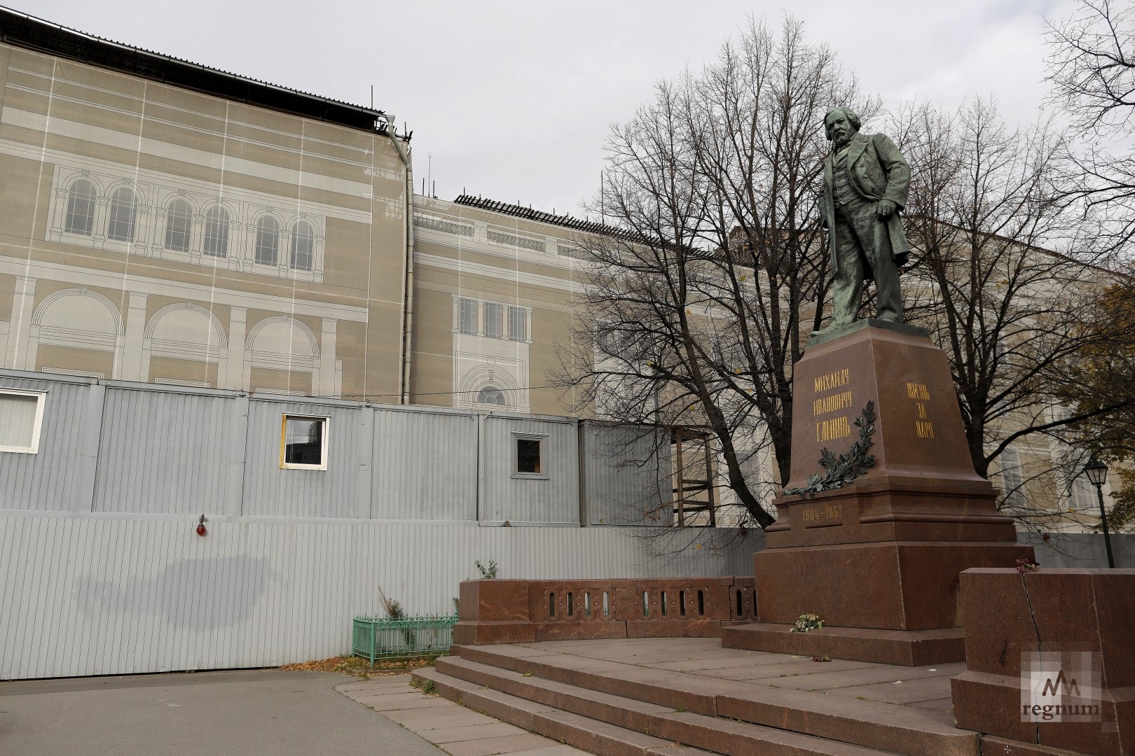 Рабочие приступили к реставрации консерватории в центре Петербурга