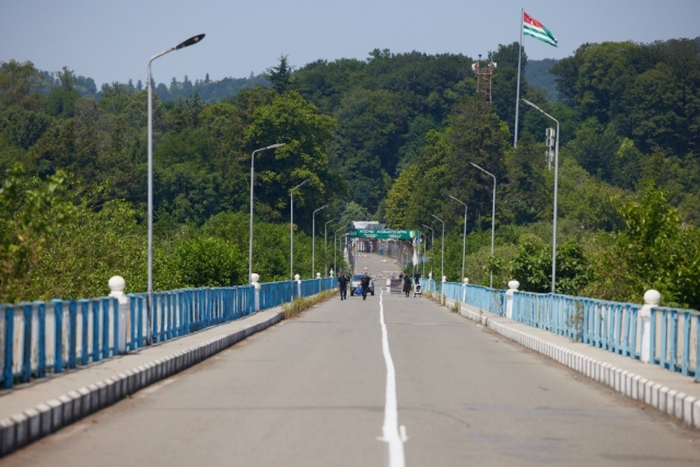 Мост через реку  Ингури на грузино-абхазской границе 