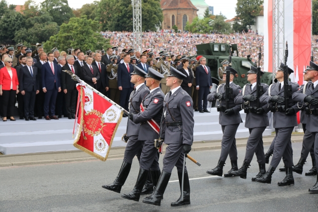 Польская армия на параде 