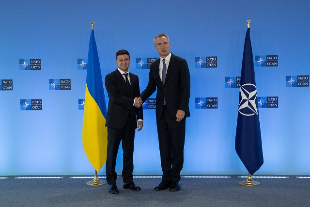Владимир Зеленский и Йенс Столтенберг в штаб-квартире НАТО