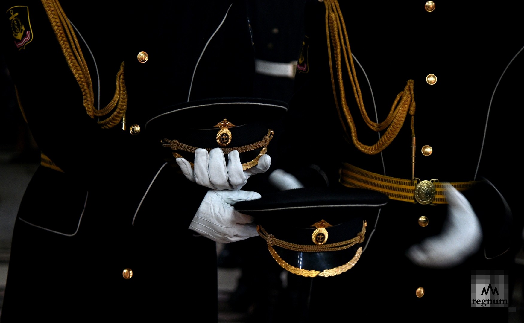 Подготовка к чину освящения Георгиевского военно-морского флага