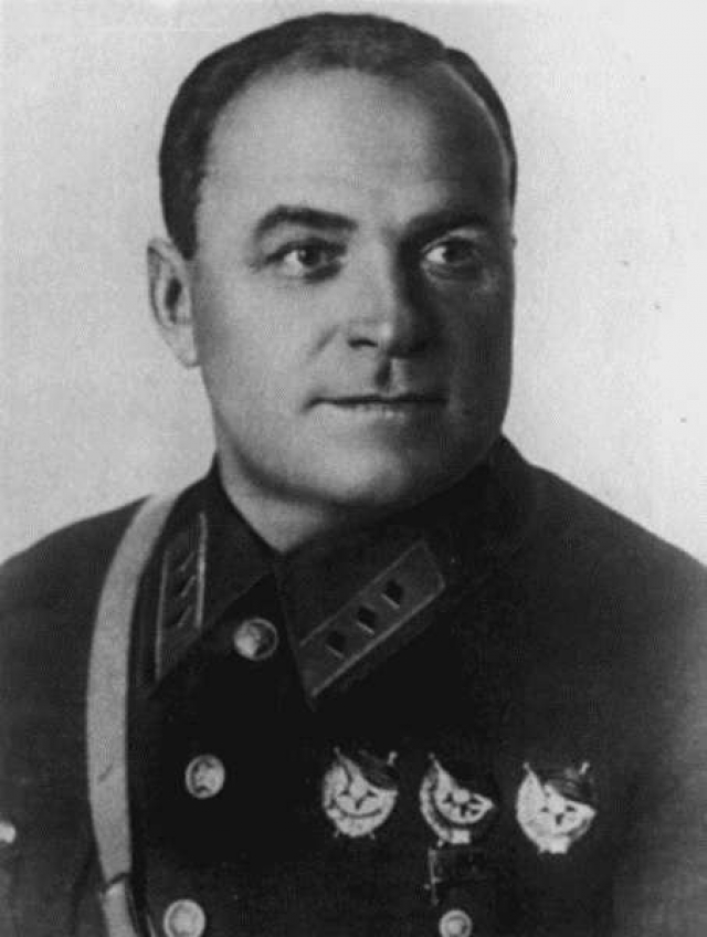 Е.И. Ковтюх- советский военачальник. 