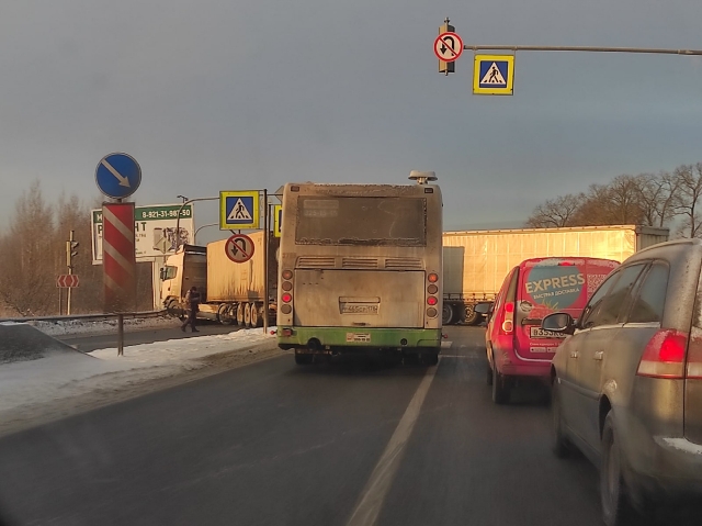 Пробка на Московском шоссе в Петербурге, что случилось - 6 марта - aikimaster.ru