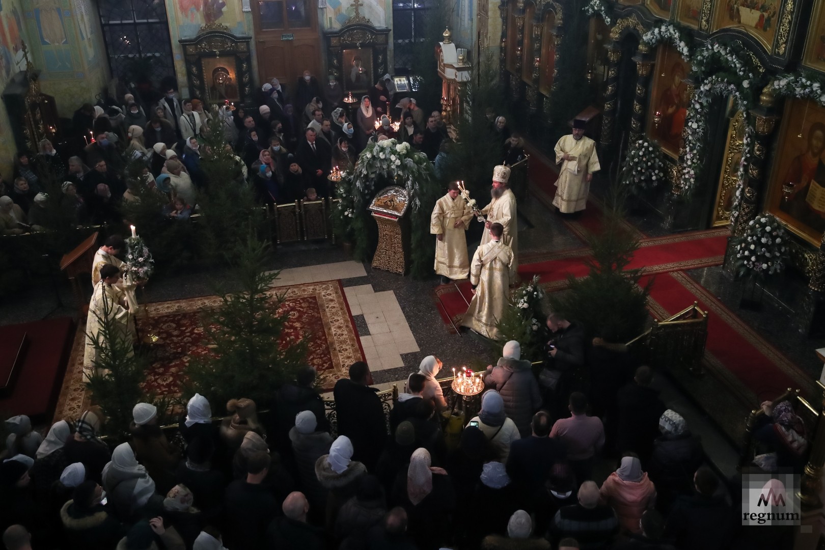 Рождественская Литургия в Свято-Троицком кафедральном соборе Екатеринбурга