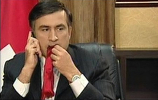 Саакашвили и галстук
