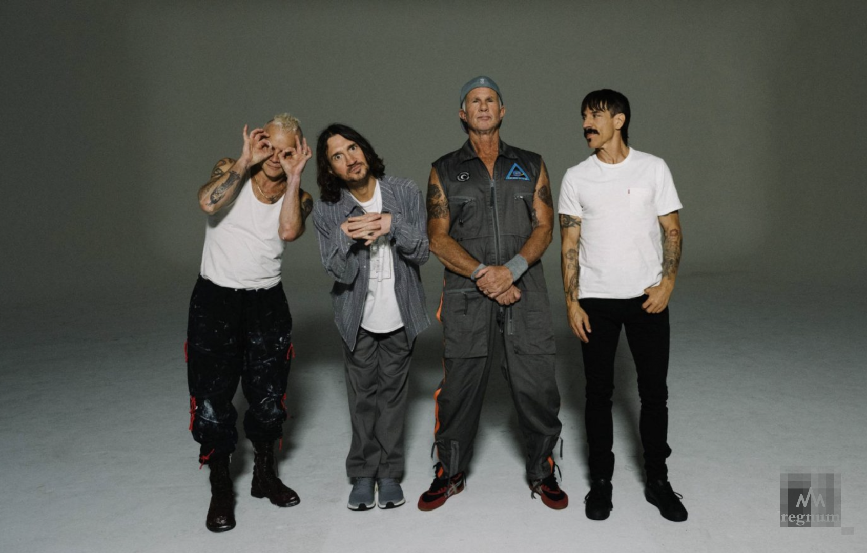 Red Hot Chili Peppers представила новую песню, посвящённую Эдди Ван Халену