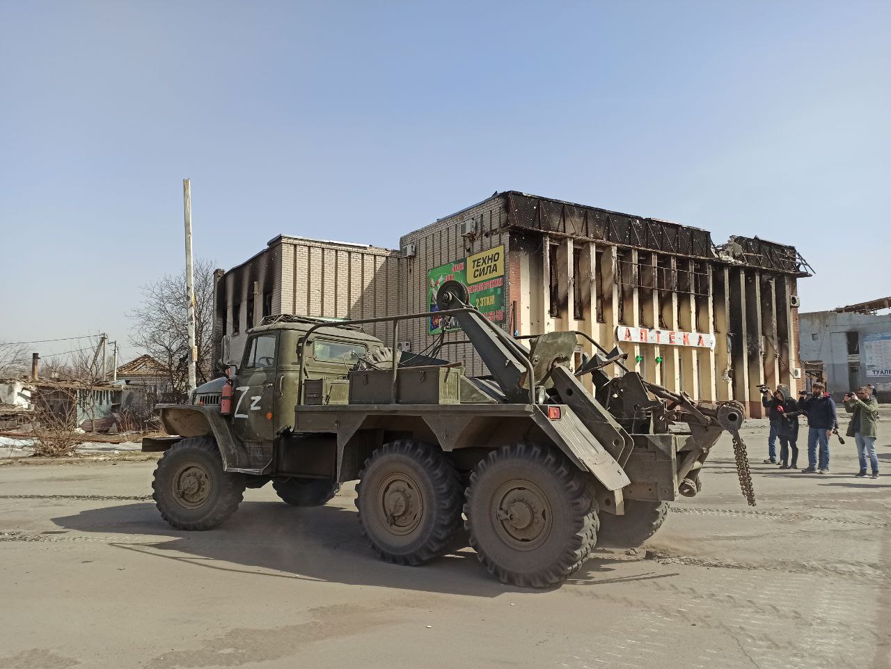 Как убивает темнота в подвалах: жизнь в воюющем Донбассе