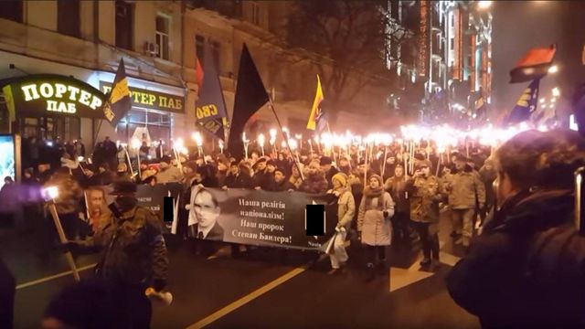 Факельный марш в Киеве в честь дня рождения Бандеры
