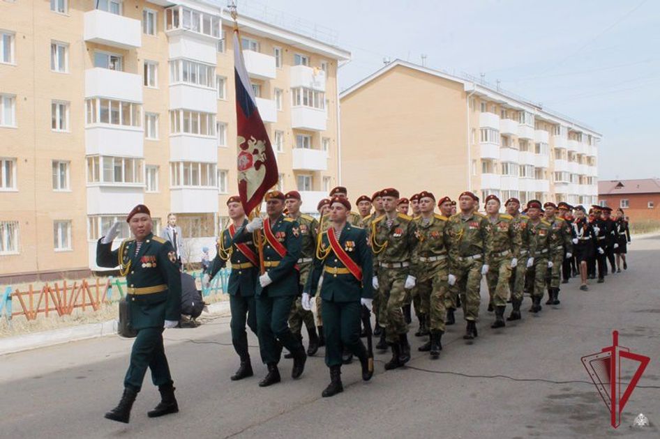 Ветераны улан удэ. Парад Победы 2022 в Улан-Удэ. Парад Победы 9 мая в Улан-Удэ. Парад 9 мая Улан Удэ. 9 Мая 2022 Улан Удэ.