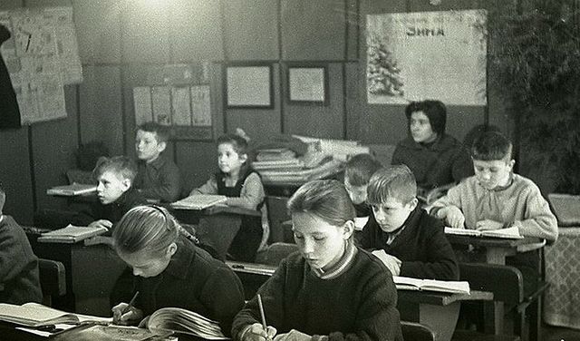Советская сельская школа. 1964