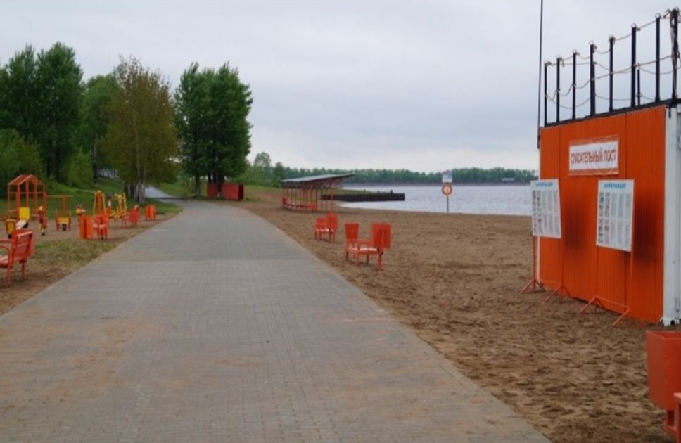 Пермь кама пляж. Пляж камгэс пермь. Центральный пляж камы пермь. Пляж на камгэсе в перми. Камгэс пермь пляж 2022.