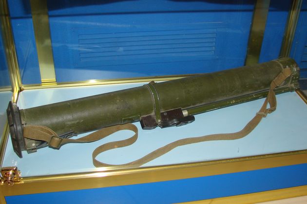Ручной противотанковый гранатомёт РПГ-26 «'Аглень'»
