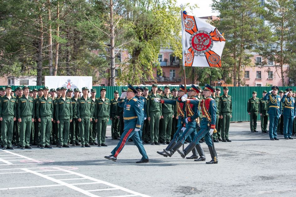 Тюмень военное училище инженерных войск фото