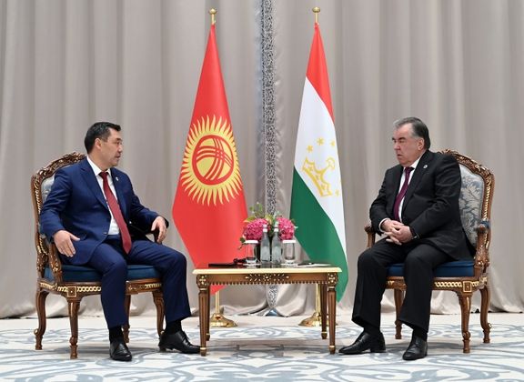 Президент Киргизии Садыр Жапаров с Президентом Таджикистана Эмомали Рахмоном
