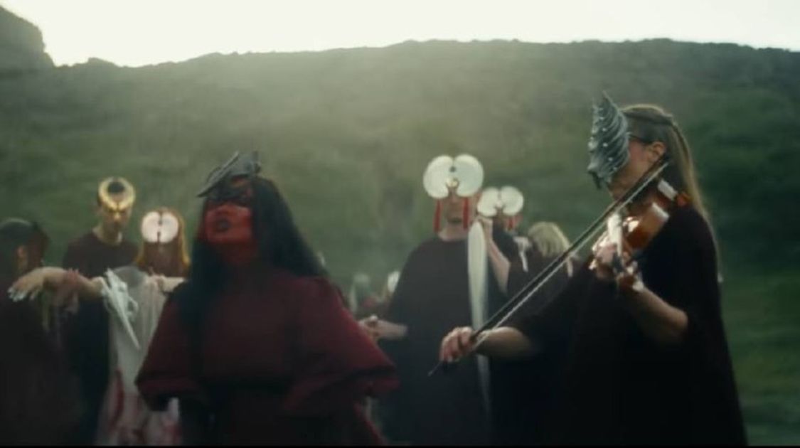 Художник миа суоно- оро. Клава кока точка. Клип посвящение. Моя мишель зима в сердце клип. Ради славы слишком мало слов.