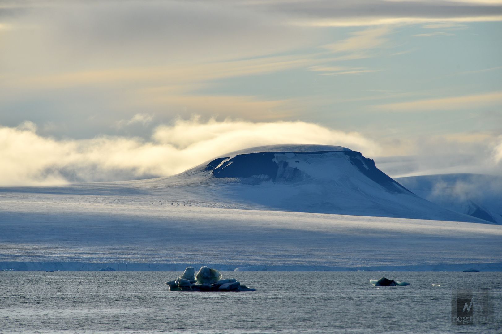 Земля Франца-Иосифа — крупный архипелаг в Северном Ледовитом океане
