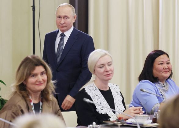 Встреча президента РФ Путина с матерями участников СВО