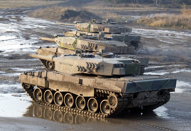Танки Leopard 2A4