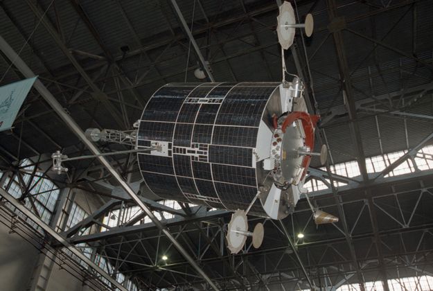 Космический аппарат «Коспас» — основной элемент Международной космической спутниковой системы «Коспас-Сарсат»