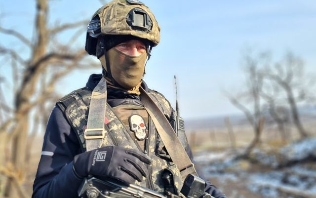 Боец группы Вагнер в Артёмовске (Бахмуте) в ДНР