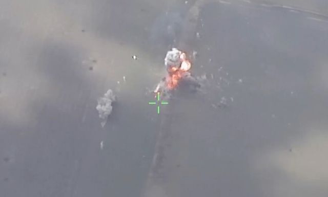 Отработка артиллерии ВС РФ по подразделениям ВСУ пытающимся форсировать Днепр