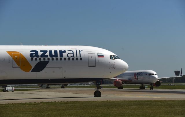 Самолет авиакомпании Azur Air