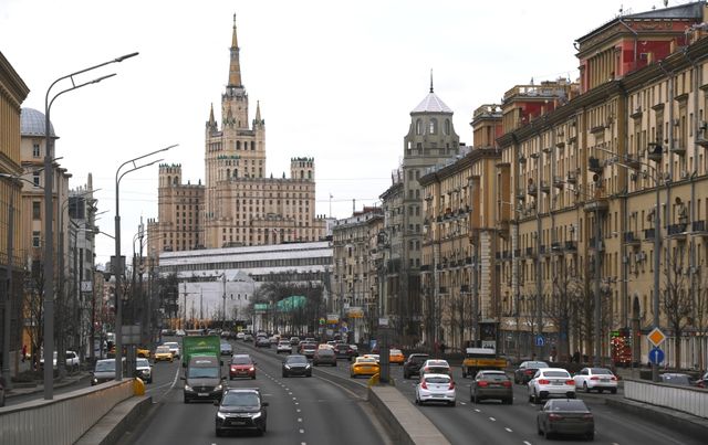 Автомобильное движение на Садовом кольце в Москве