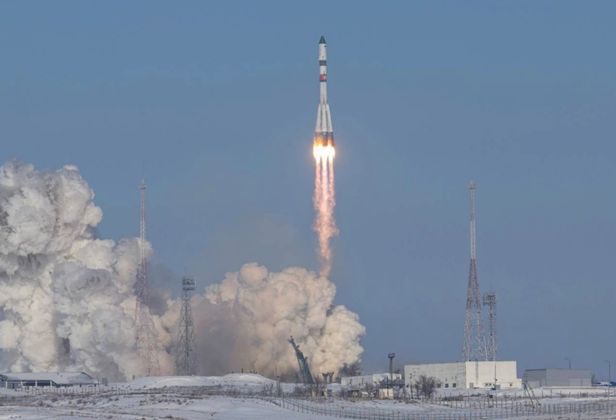 Старт ракеты-носителя «Союз-2.1а» с транспортным грузовым кораблем «Прогресс МС-22» с 31-й площадки космодрома Байконур