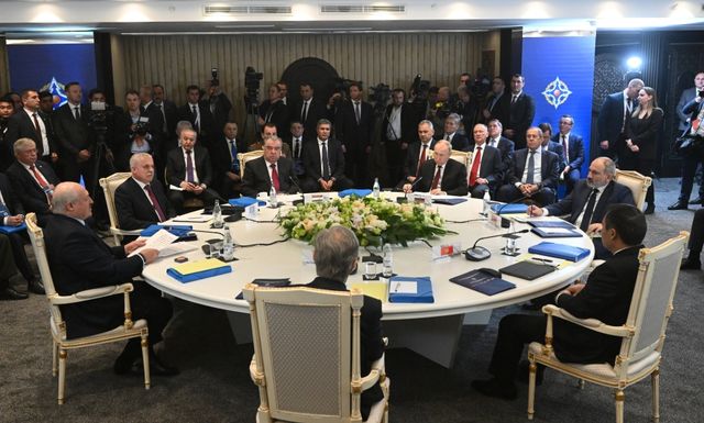 Очередная сессия Совета коллективной безопасности Организации Договора о коллективной безопасности (ОДКБ) в расширенном составе в Ереване. Ноябрь 2022 года