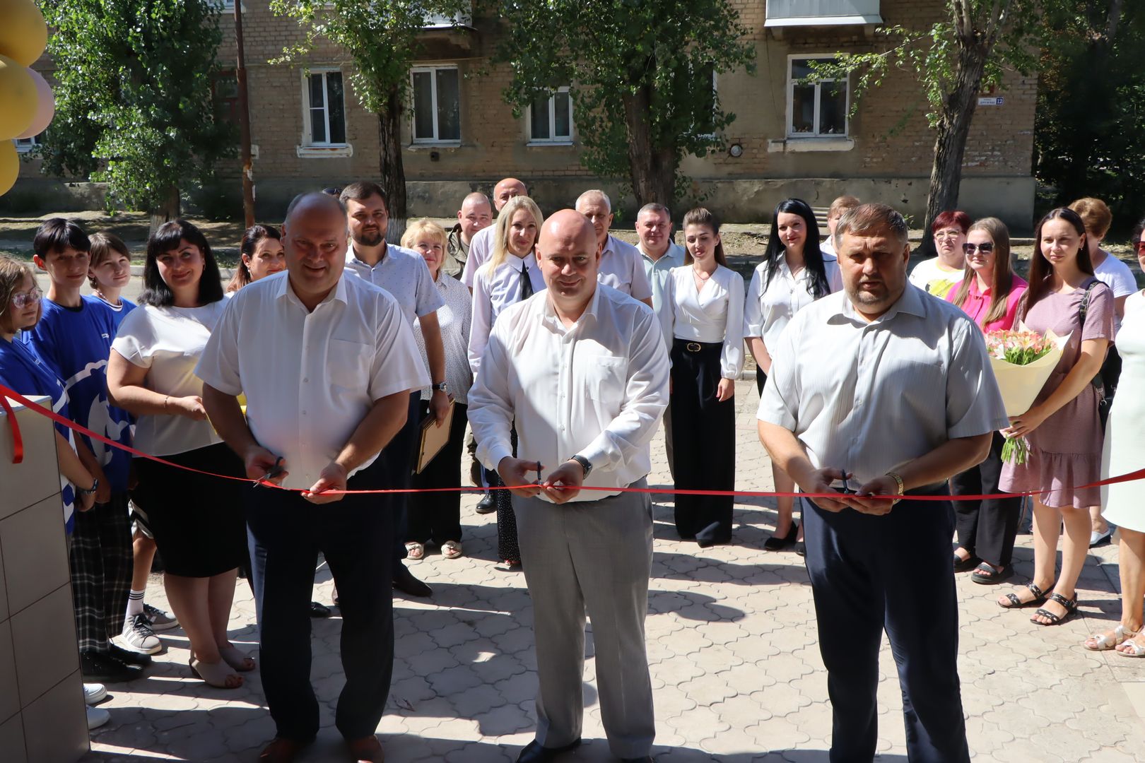 В ЛНР открылись три новых МФЦ