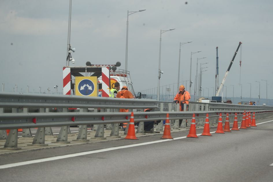 крымский мост через керченский пролив. когда откроют крымском мосту. открытие моста крымского моста. когда откроют крымском мосту. керченский мост 2020.