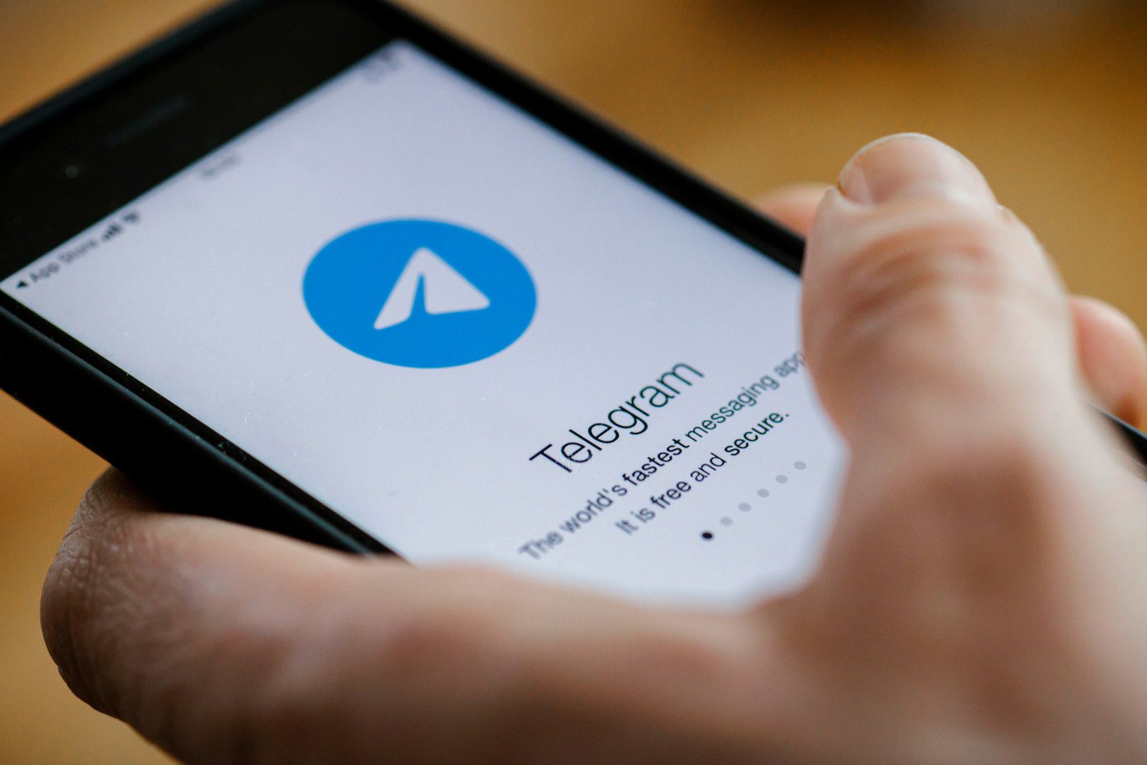 Telegram и Google грозят штрафы до 4 млн рублей из-за фейков об СВО