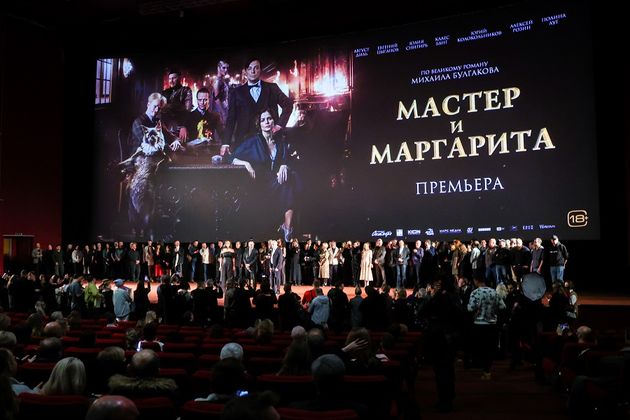 Соблазнила мастера на секс, когда он делал ремонт