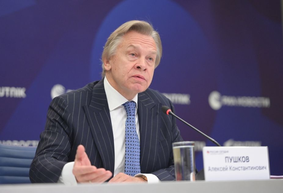 Шутки про смех. Что ответить на смех. Смех да и только анекдоты. Юмор анекдоты. Что ответить на смех.