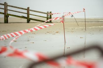 Обломки секретного объекта обнаружили на пляже в США