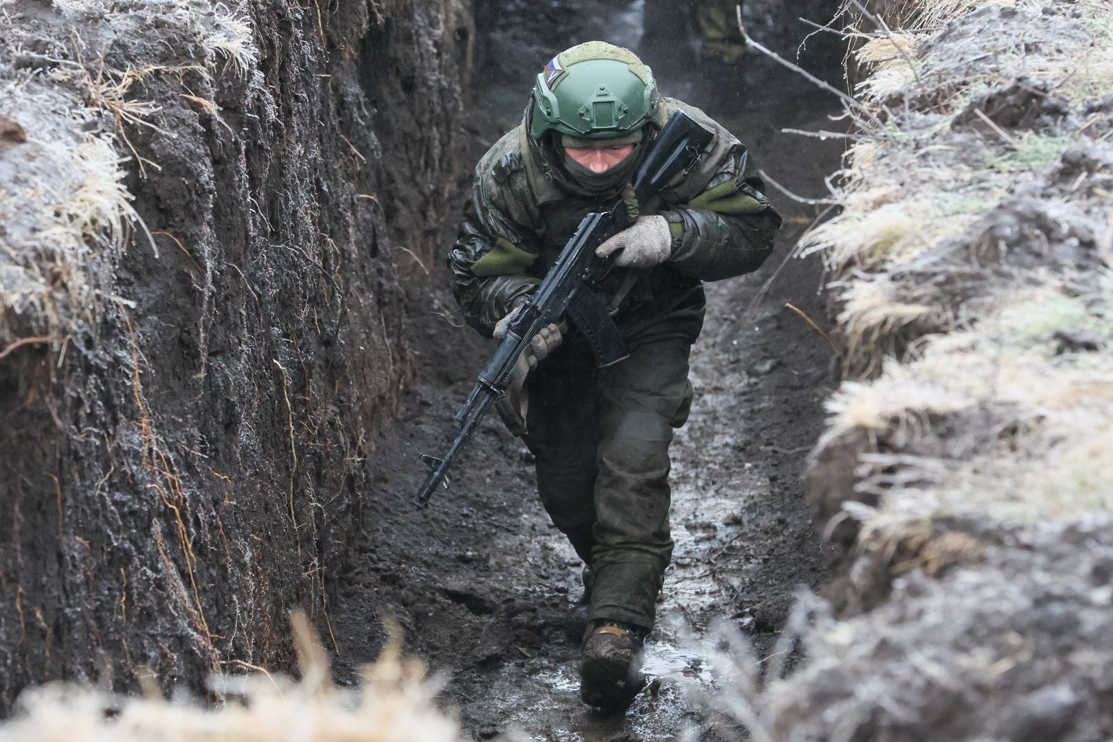 Российские военные окружили часть группировки ВСУ в Часовом Яре