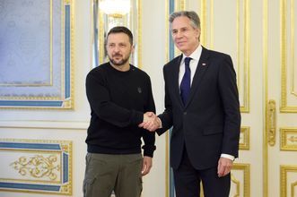 Азаров назвал возможные причины визита Блинкена в Киев