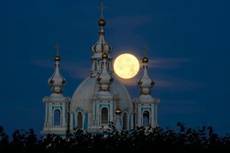 Суперлуние в Санкт-Петербурге