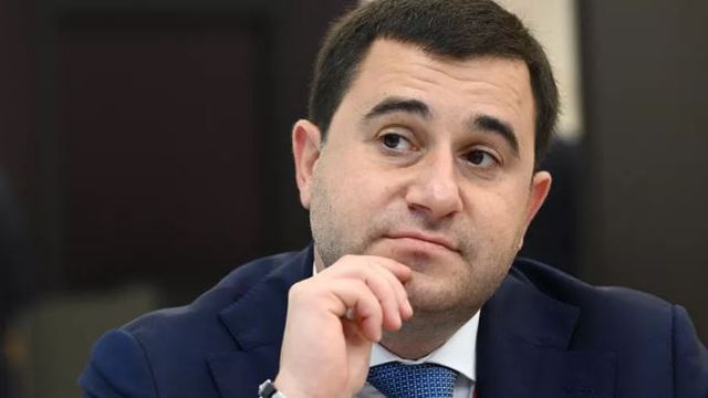 Замглавы Минстроя России Стасишин призвал не обзывать строителей «арбузниками»