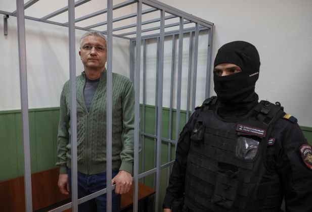 «Ъ»: недвижимость экс-замминистра обороны Тимура Иванова готовятся конфисковать