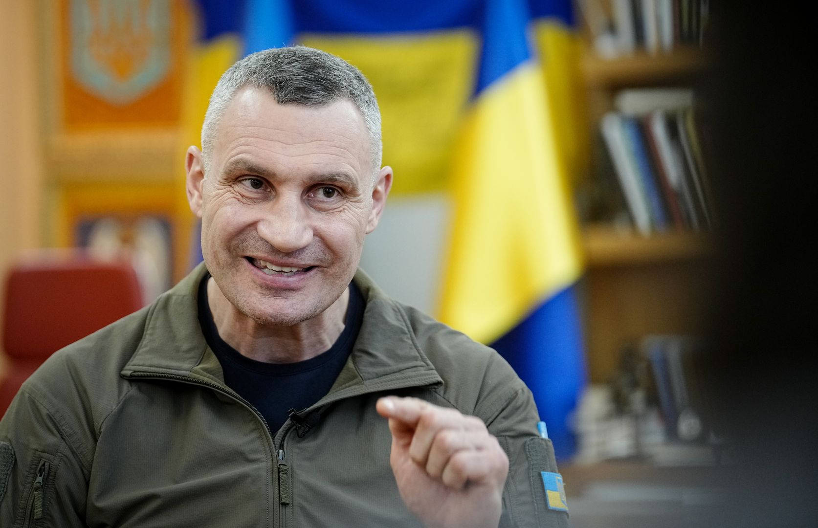 Виталий и Владимир Кличко снялись голыми в фотосессии для гей-издания Виталий и Владимир Кличко снялись голыми в фотосессии для гей-издания