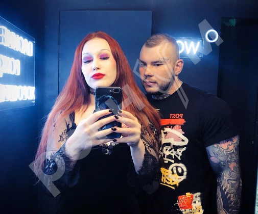 Веб-камера алдында күшті оргазм Фистинг қисық