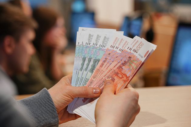 ЯНАО занял первое место по уровню зарплат в небольших населенных пунктах