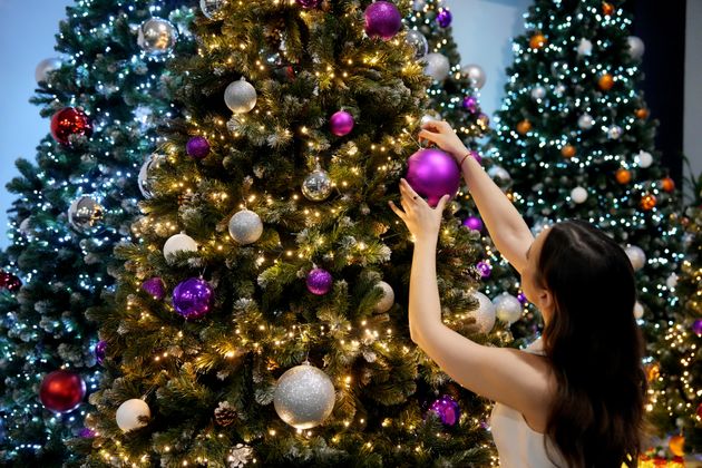 Украшение подъездов и утилизация ёлок: за что грозят крупные штрафы