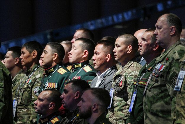 «Золотой фонд страны»: в 2025-м участники СВО стали элитой на всех уровнях