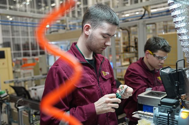 Европа только завидует: в 2025 г. безработицы в России практически не стало